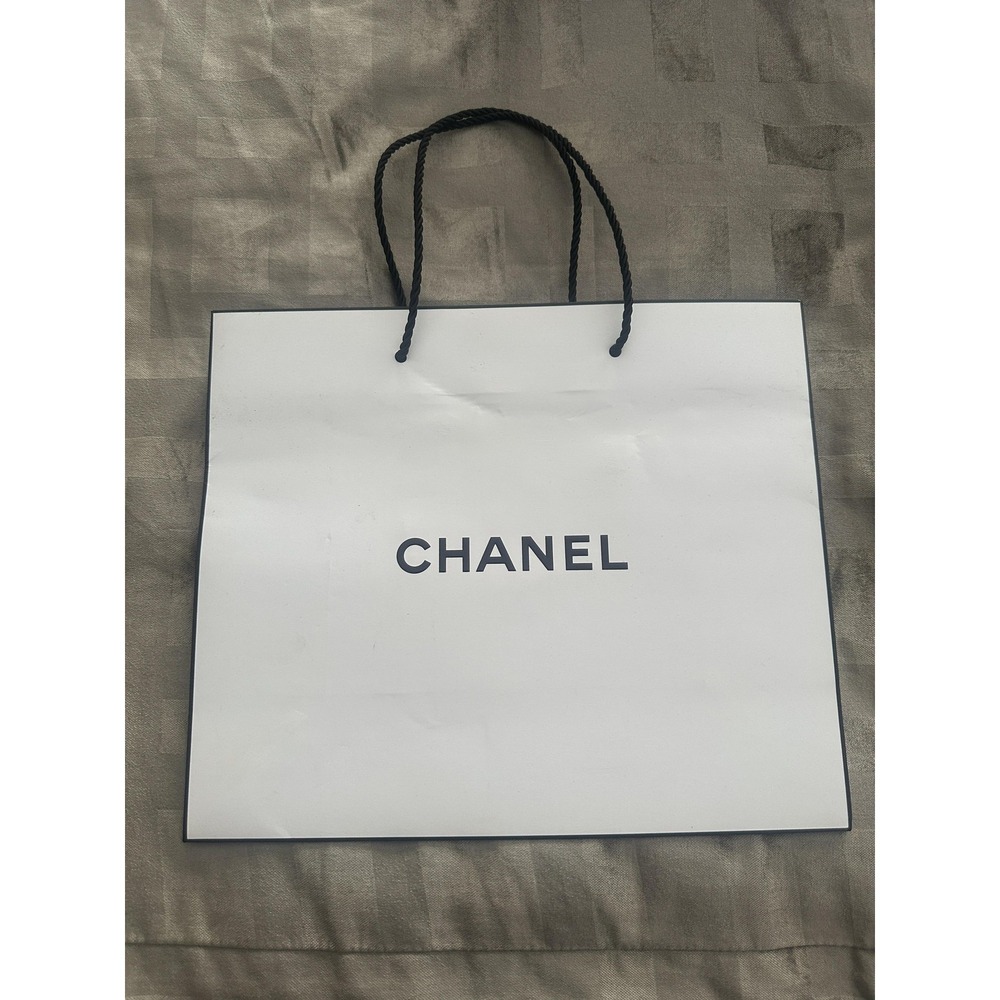 Chanel Boutique Store Shopping Gift Bag White Black Paper Rope Handles‎ Medium